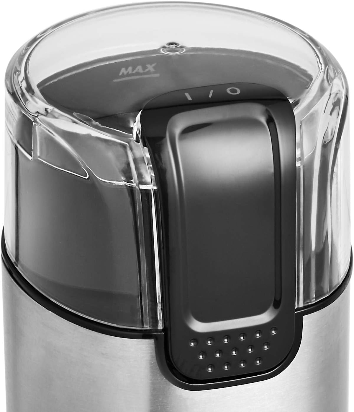 compact 3.72 x 3.5 x 6.9 inch housing weighing 1.54 lbs for easy storage