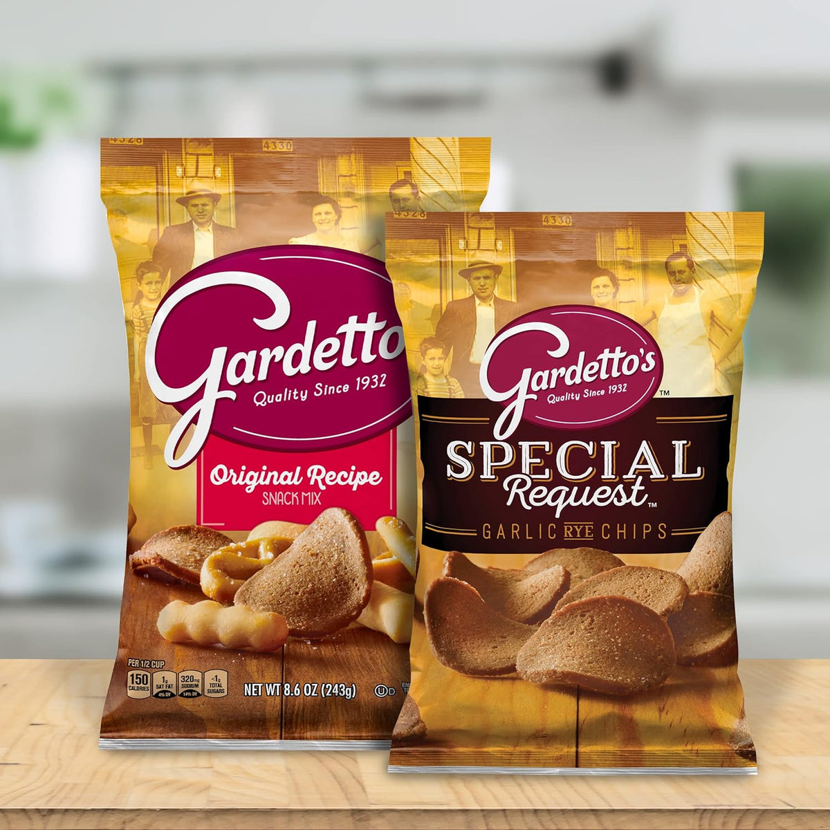 Gardetto's Aged Cheddar Snack Mix – Kid-Friendly Family Size Snack for Lunchboxes, Playdates & Home Pantry Stocking, 14.5 oz
