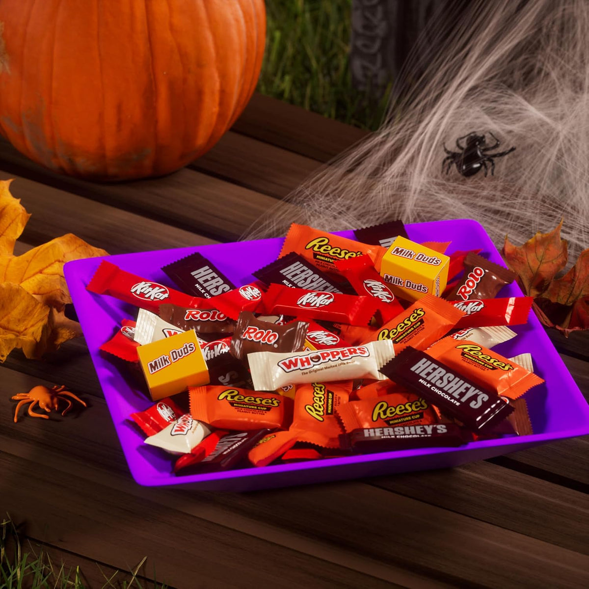 Hersheey's Assorted Chocolate Halloween Candy Bulk, 78.24 oz – Presentation-Ready Variety Bag for Housewarming, Thank-You Gifts, and Holiday Hostess Totes