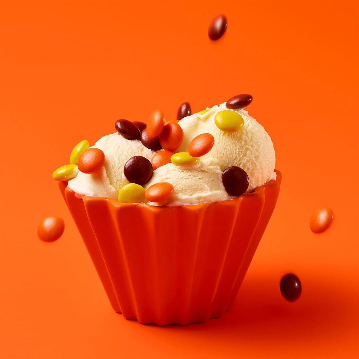 REESE'S PIECES Peanut Butter Crunchy Shell Candy 48 oz – Grad Party and Celebration Gift for Friends and Coworkers